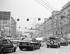 В Москве снегопад привел к транспортному коллапсу