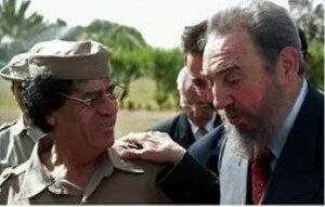 Фидель Кастро назвал операцию международной коалиции в Ливии "фашистской войной"