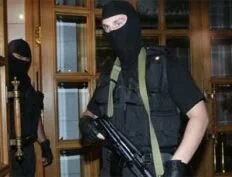 ФСБ и СК проводят обыски в администрации Приморского района Санкт-Петербурга